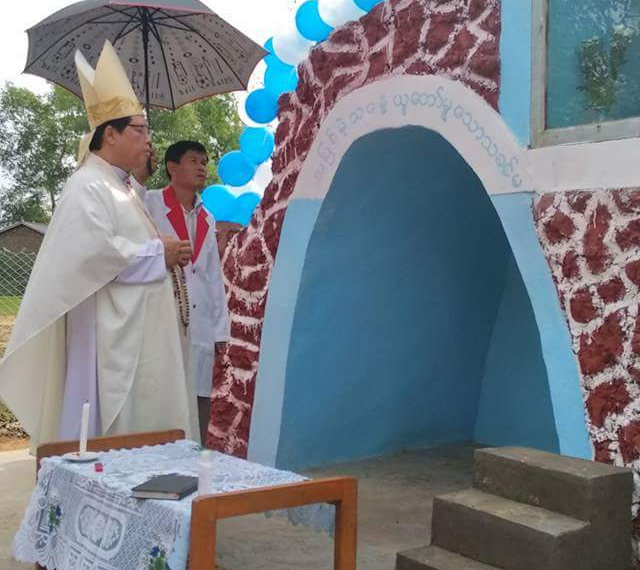 တောင်ယာကုန်းသာသနာအတွင်းရှိ ငကြွက်ကုန်း ရွာ မယ်တော်ဂူဖွင့်ပွဲ