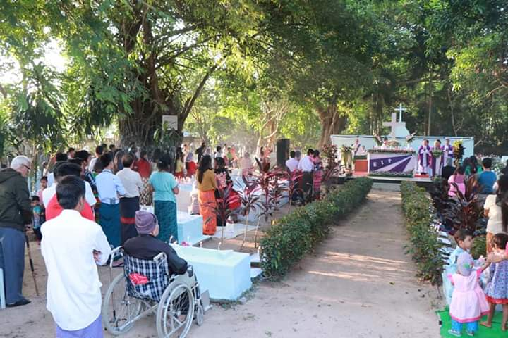 နိုင်ဝင်ဘာ ၂ ရက်နေ့ သေလွန်ကုန်သော ဝိညာဉ်များအတွက်ဆုတောင်းပေးရသောနေ့ ..